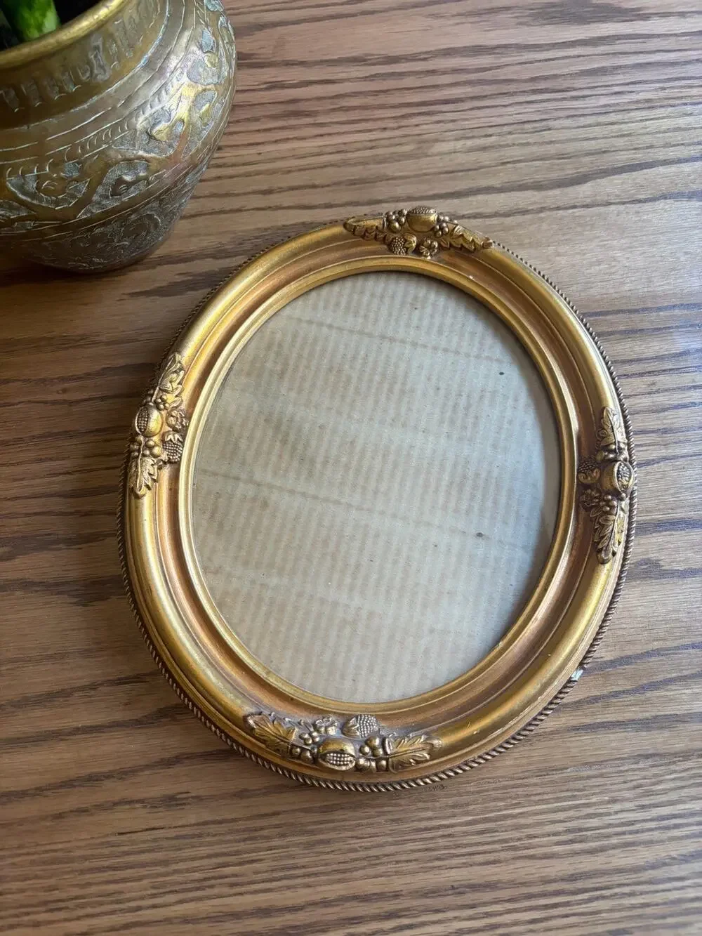 Antique Baroque Gold Gilt Oval Frame 12x10” Acorns and Leaves Victorian Frame